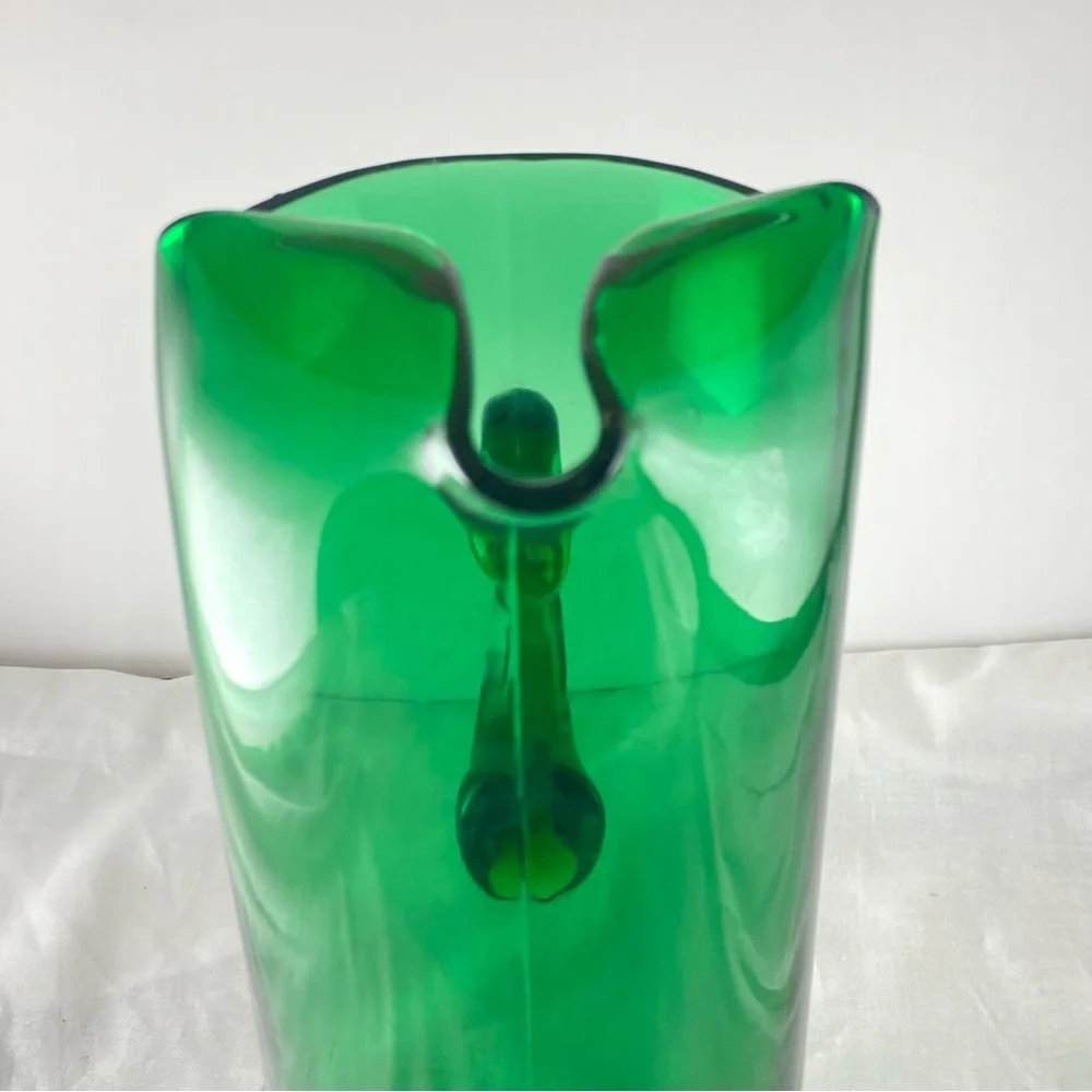 Vintage Emerald Green Glass Pitcher Ice Lip Martini Cocktail MCM Barware 11”